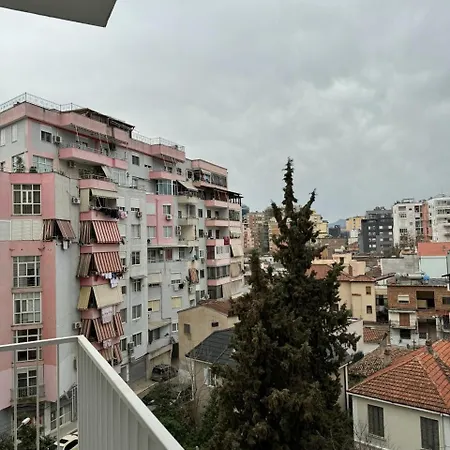 Circle's Central Cozy Hotel Tirana