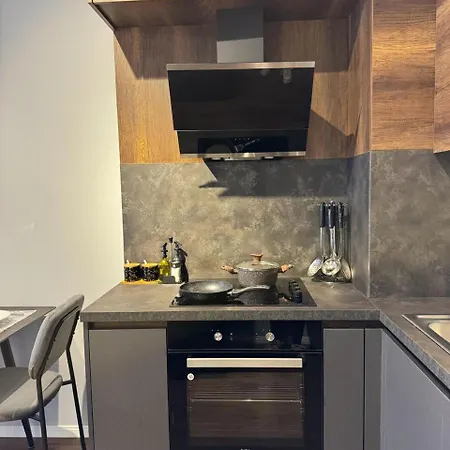 Circle's Central Cozy Hotel Tirana
