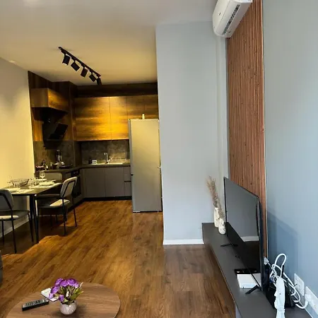 Circle's Central Cozy Hotel Tirana